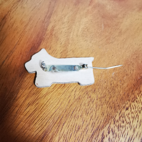 Wooden Scotty Dog Pin Brooch Black with Check Pattern Bandana - Picture 6 of 14